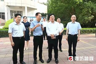 苏群：湖人最现实目标就是不要再被横扫了 板凳球员进攻贡献太小